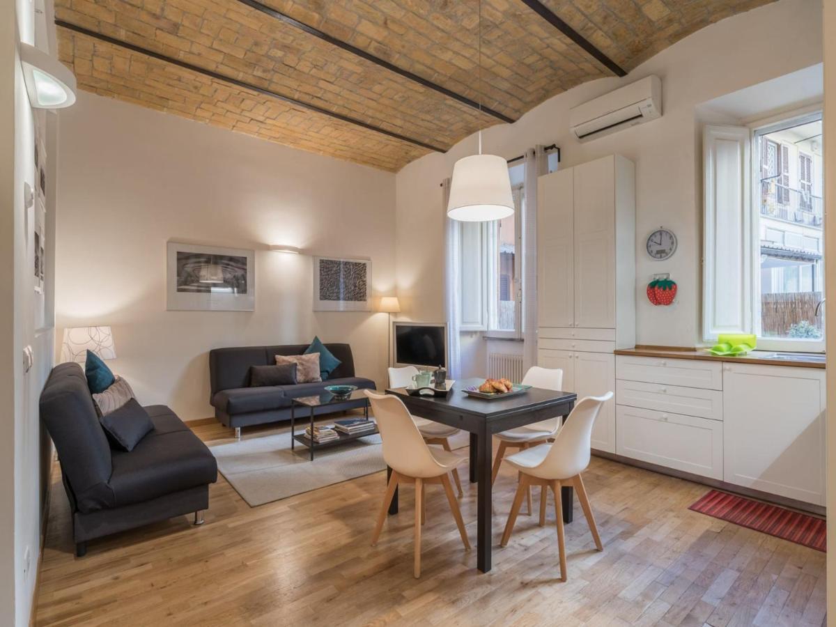 The Best Rent - Elegant Flat Near Colosseum Roma Ngoại thất bức ảnh