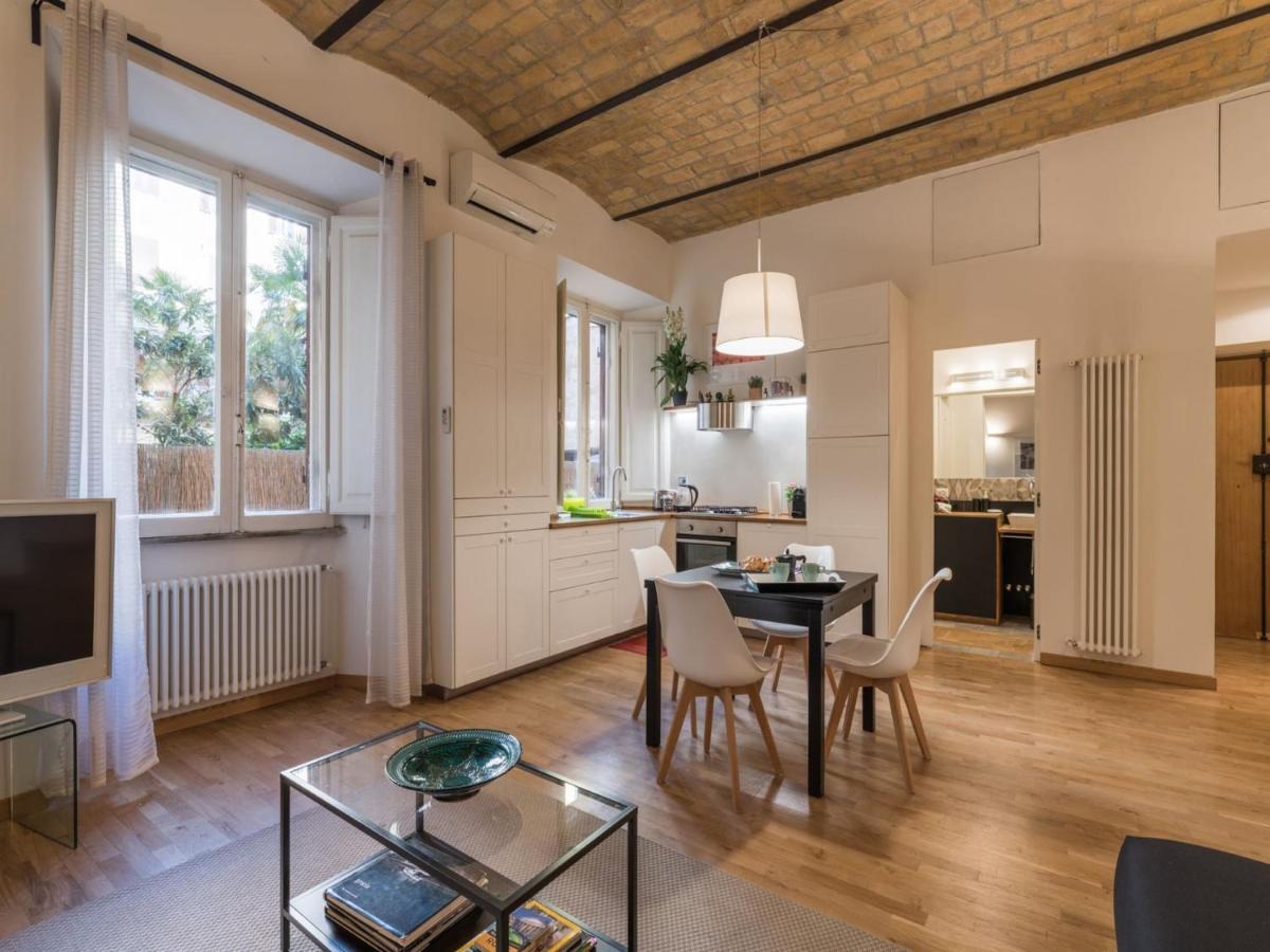 The Best Rent - Elegant Flat Near Colosseum Roma Ngoại thất bức ảnh